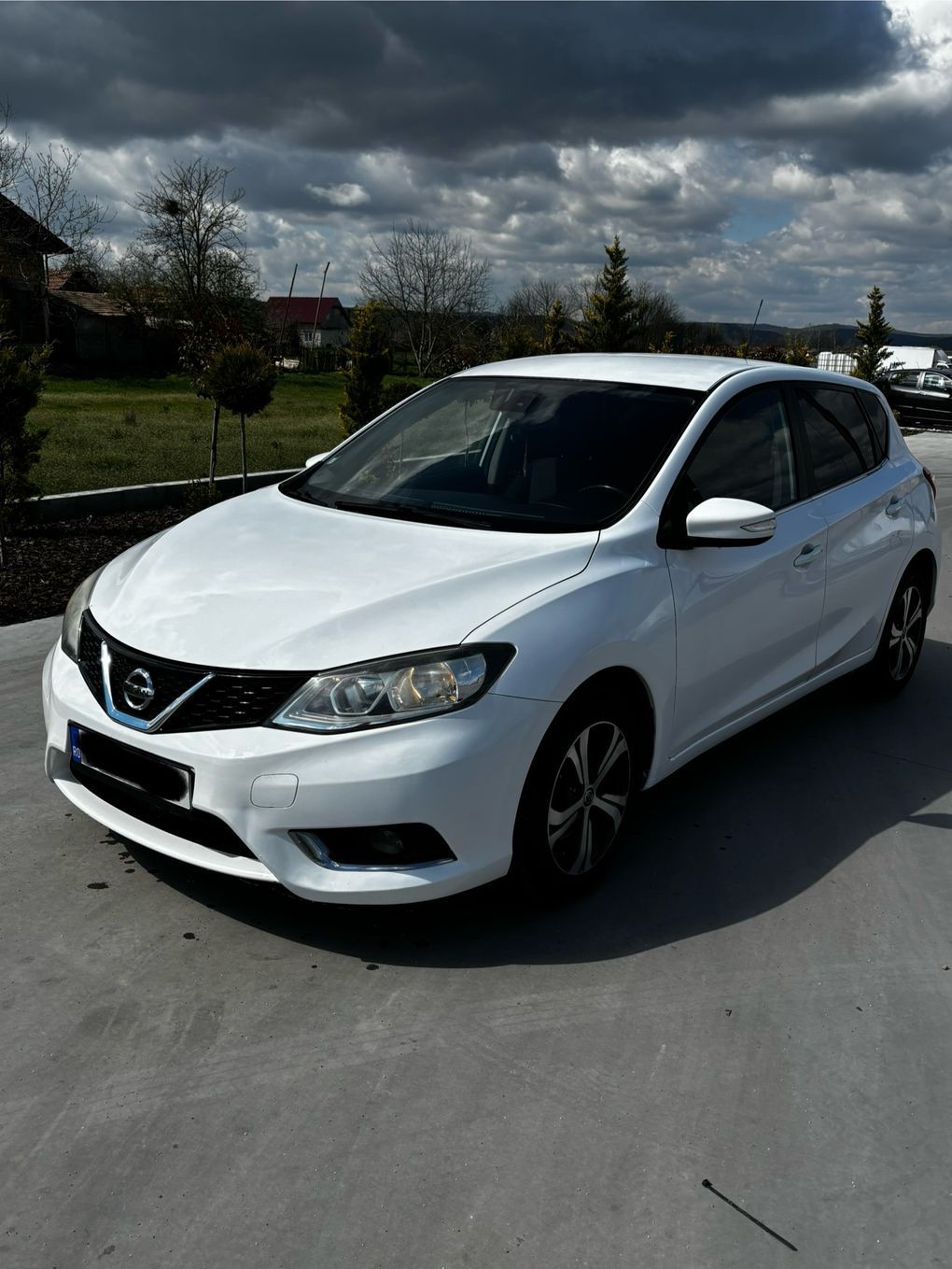 Nissan Pulsar Vând Nissan Pulsar