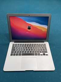 Продам Macbook Air 13