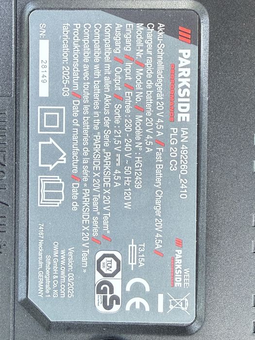 Set Parkside acumulator 4Ah smart si incarcator 4,5A performance noi