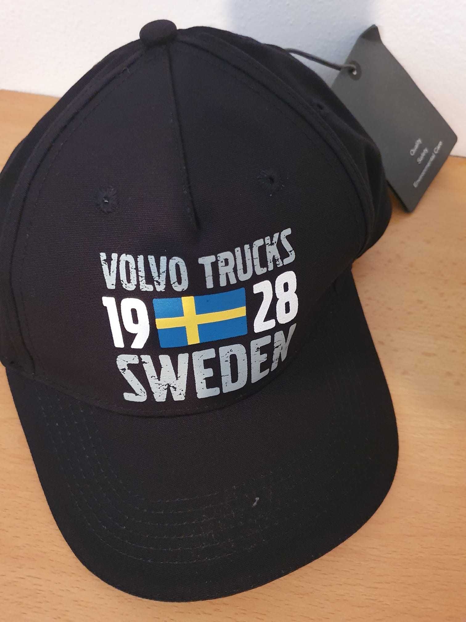 Шапка Volvo Trucks Sweden / Чисто нова!