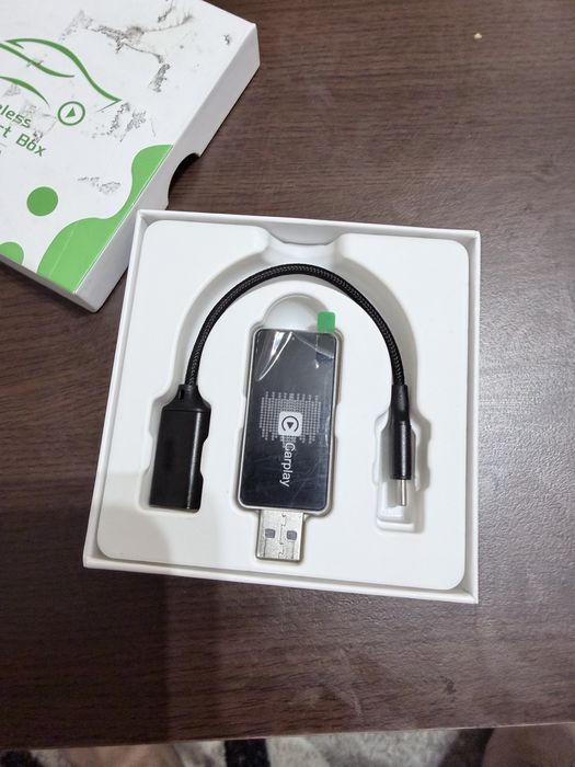 Безжичен адаптер Carplay & Android auto