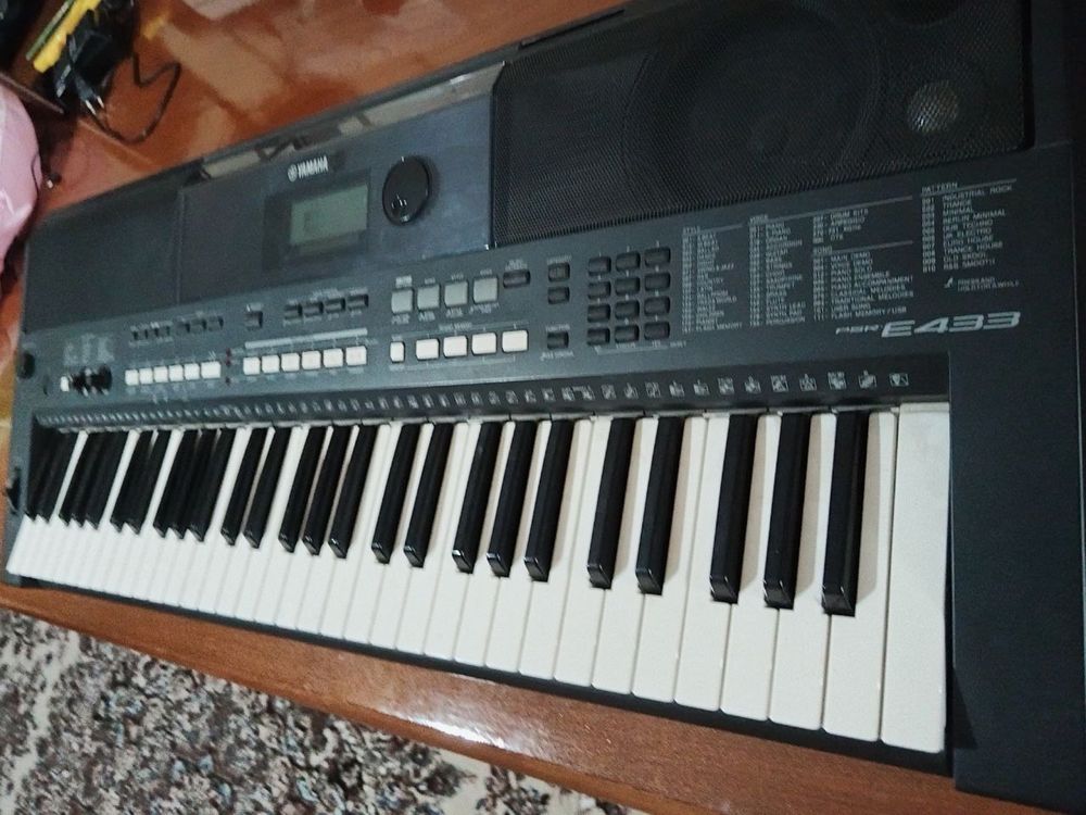 Пианино YAMAHA
