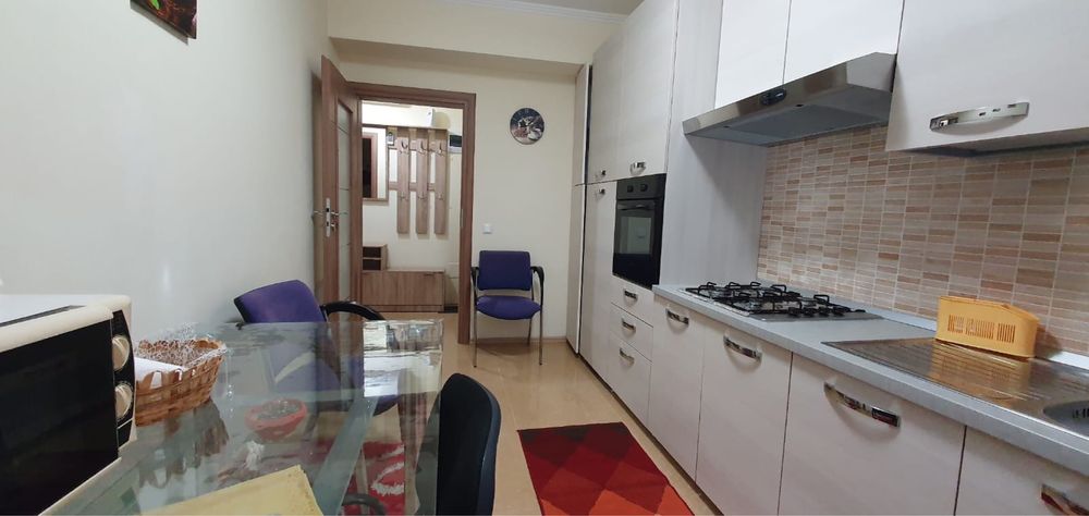 Închiriez apartament 1 cameră zona Palas