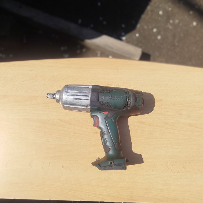 Vand aparat metabo cu acumlator si incarcator