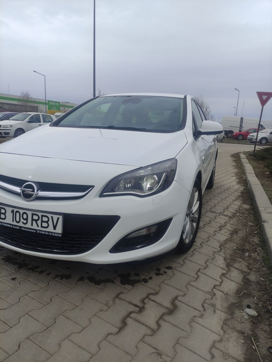 Opel Astra J 2013, 150 Edition, 1.7cdti