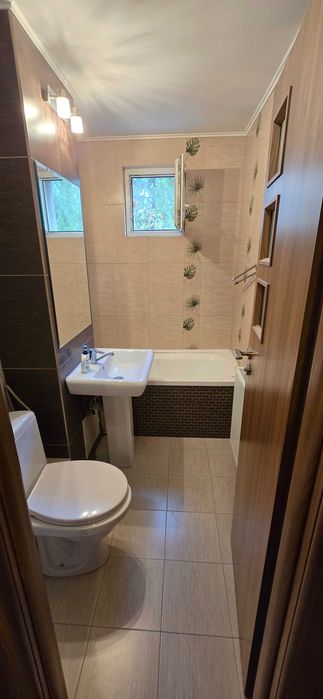 Apartament 2 camere, renovat, zona Godeanu, Ploiesti Vest