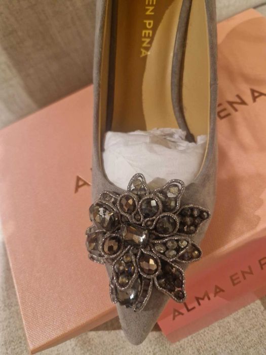 Обувки на висок ток ALMA EN PENA