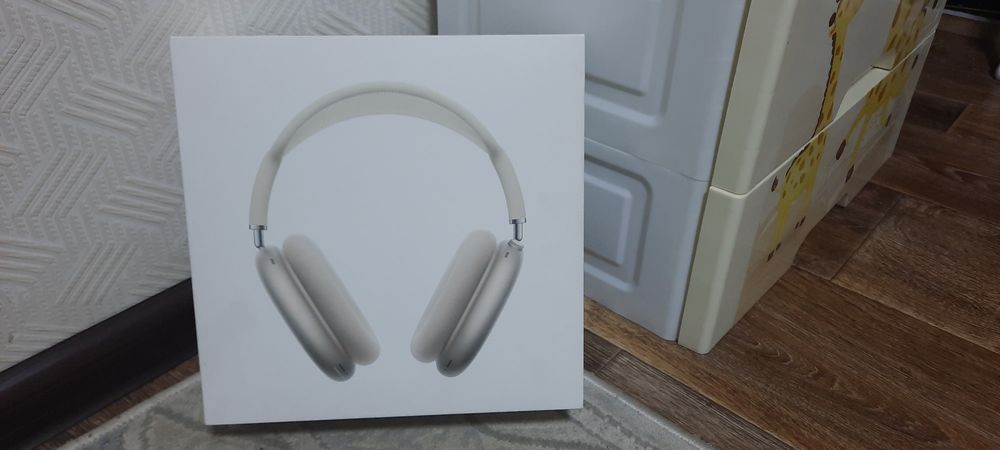 Наушники AirPodsMax