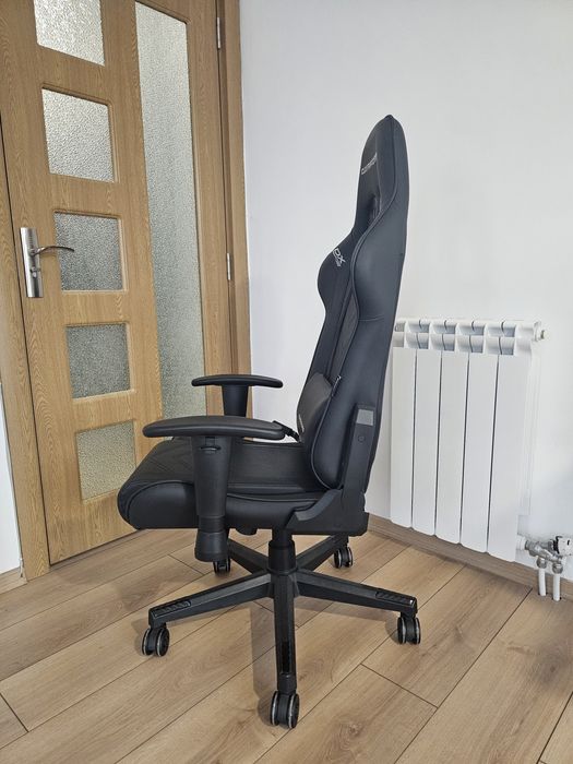 Геймърски стол DXRacer Prince