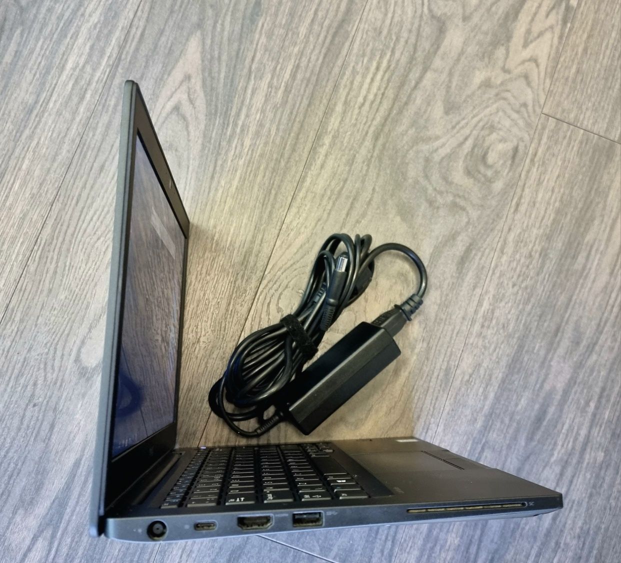 Amanet F28: Laptop Dell Latitude 7280 (P)