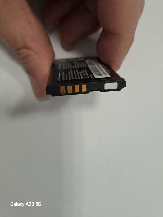 Vând baterie telefon LG LGIP 430A