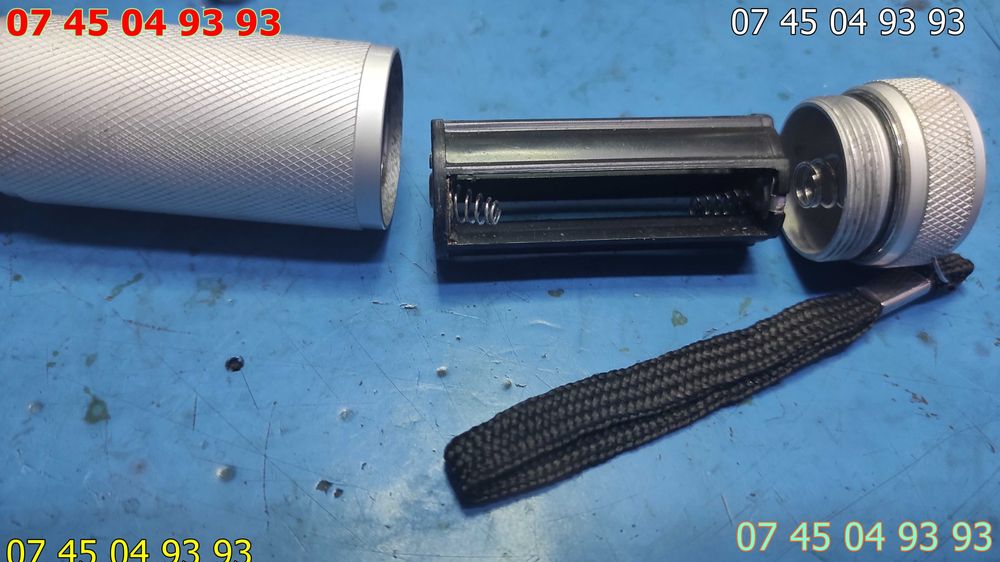 lanterna metalica cu leduri 3 baterii AAA