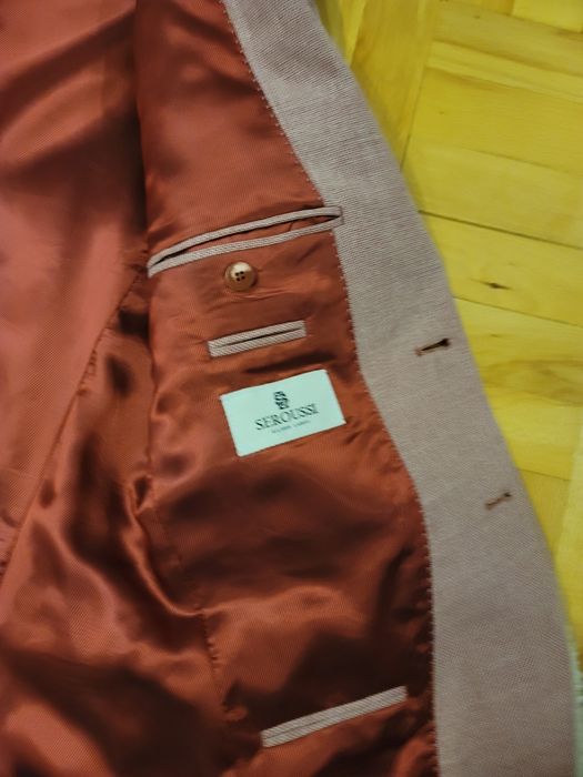 Sacou Seroussi impecabil