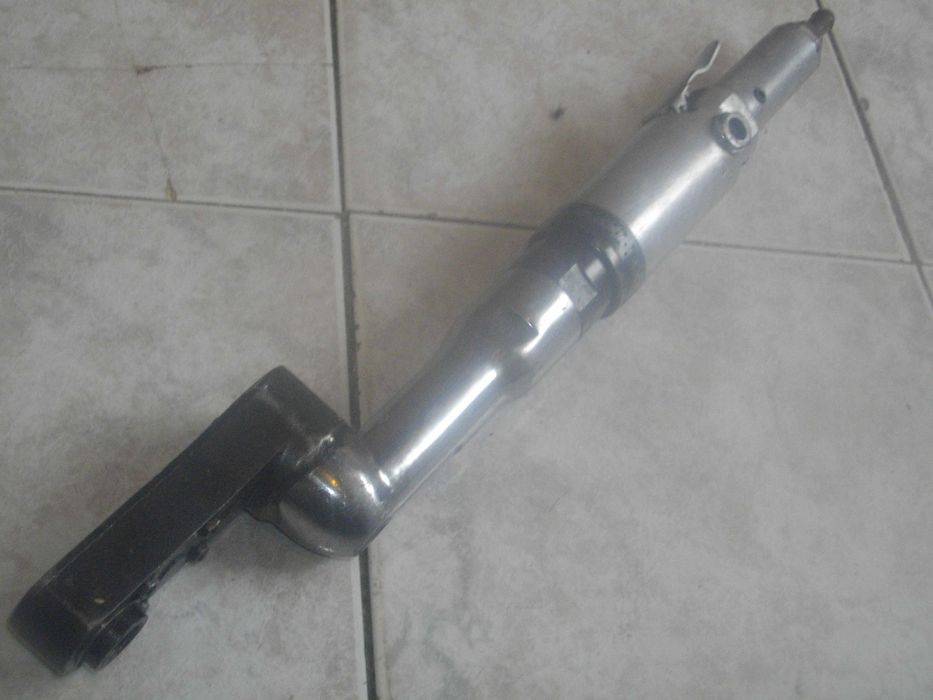 Автосервизен Пневматичен К-т Гравиране Номер/Греда/ Тресчотка STANLEY