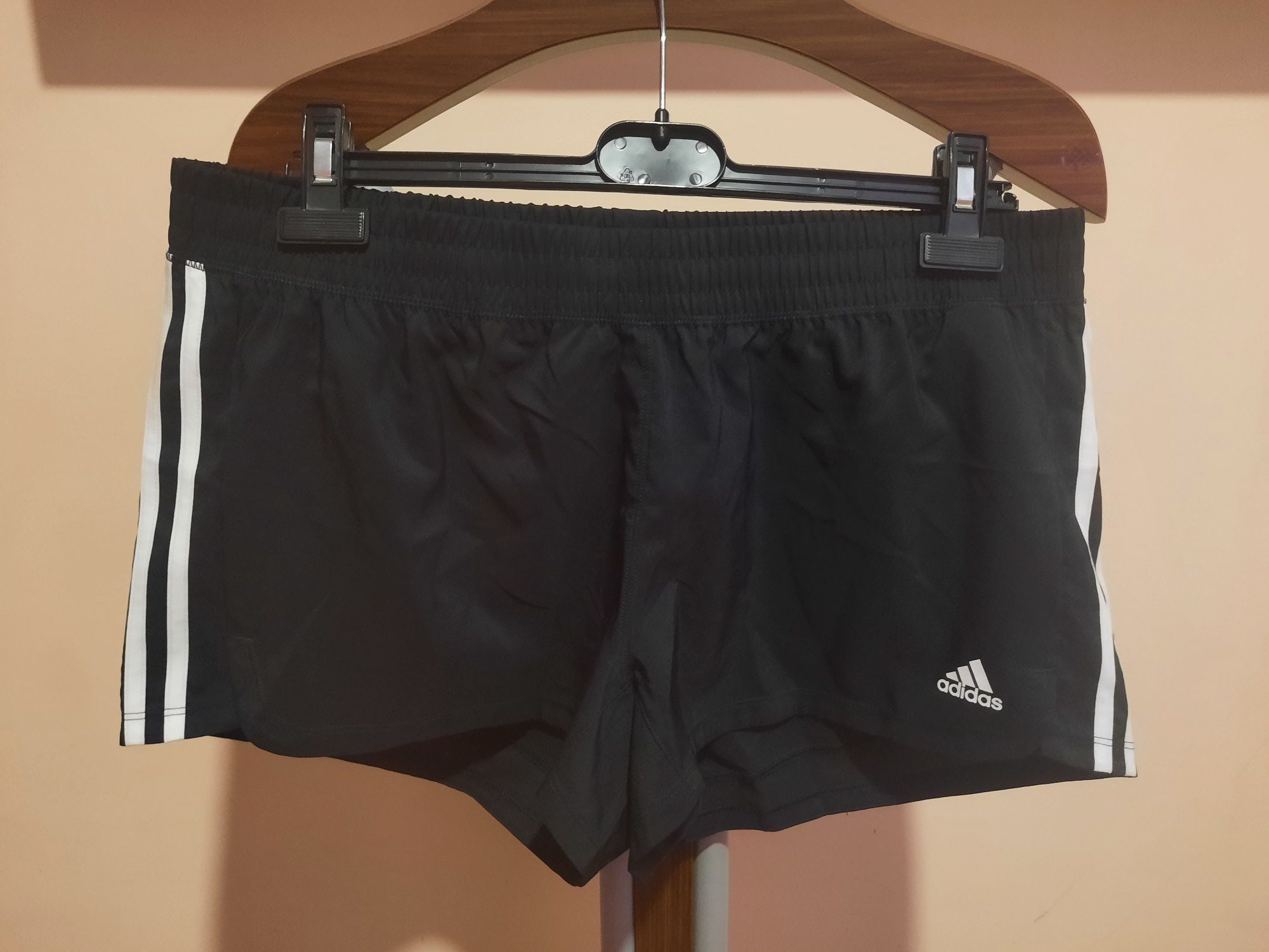 Къси панталони Adidas р-р L