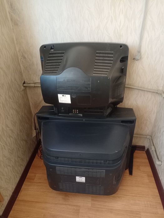 Телевизор продам