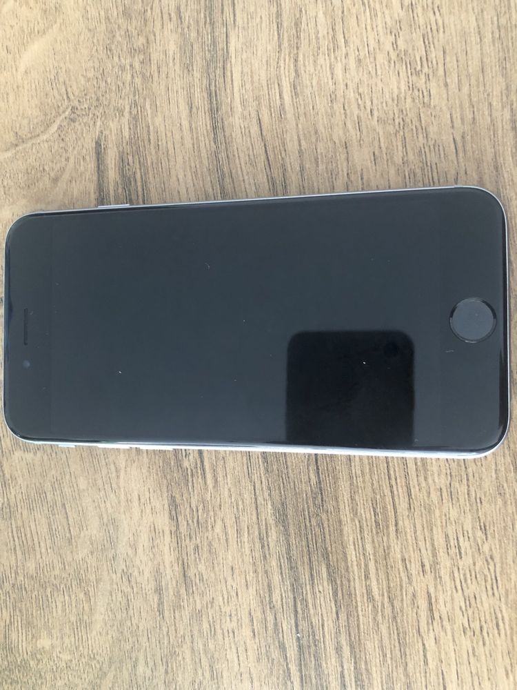 Iphone 6 64 gb не различен от нов
