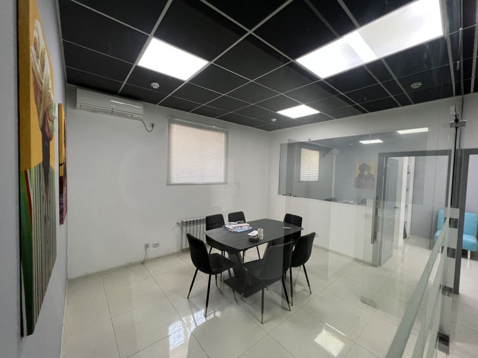 Срочно Чирчик центрда  жой сотилади.