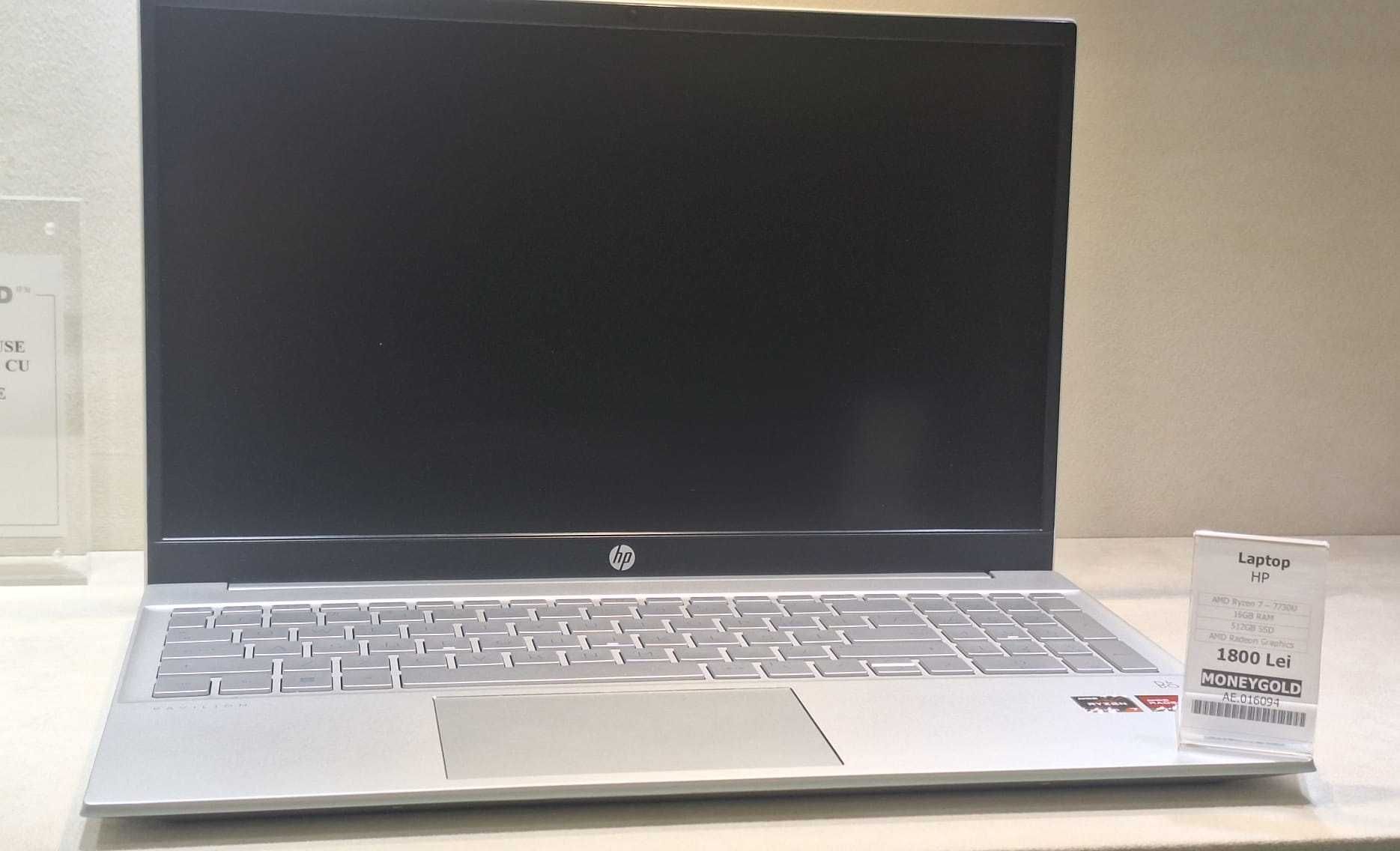 Laptop HP AMD Ryzen 7 7730 MoneyGold AE.016094