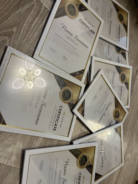 Рамки А4 сломано стекло