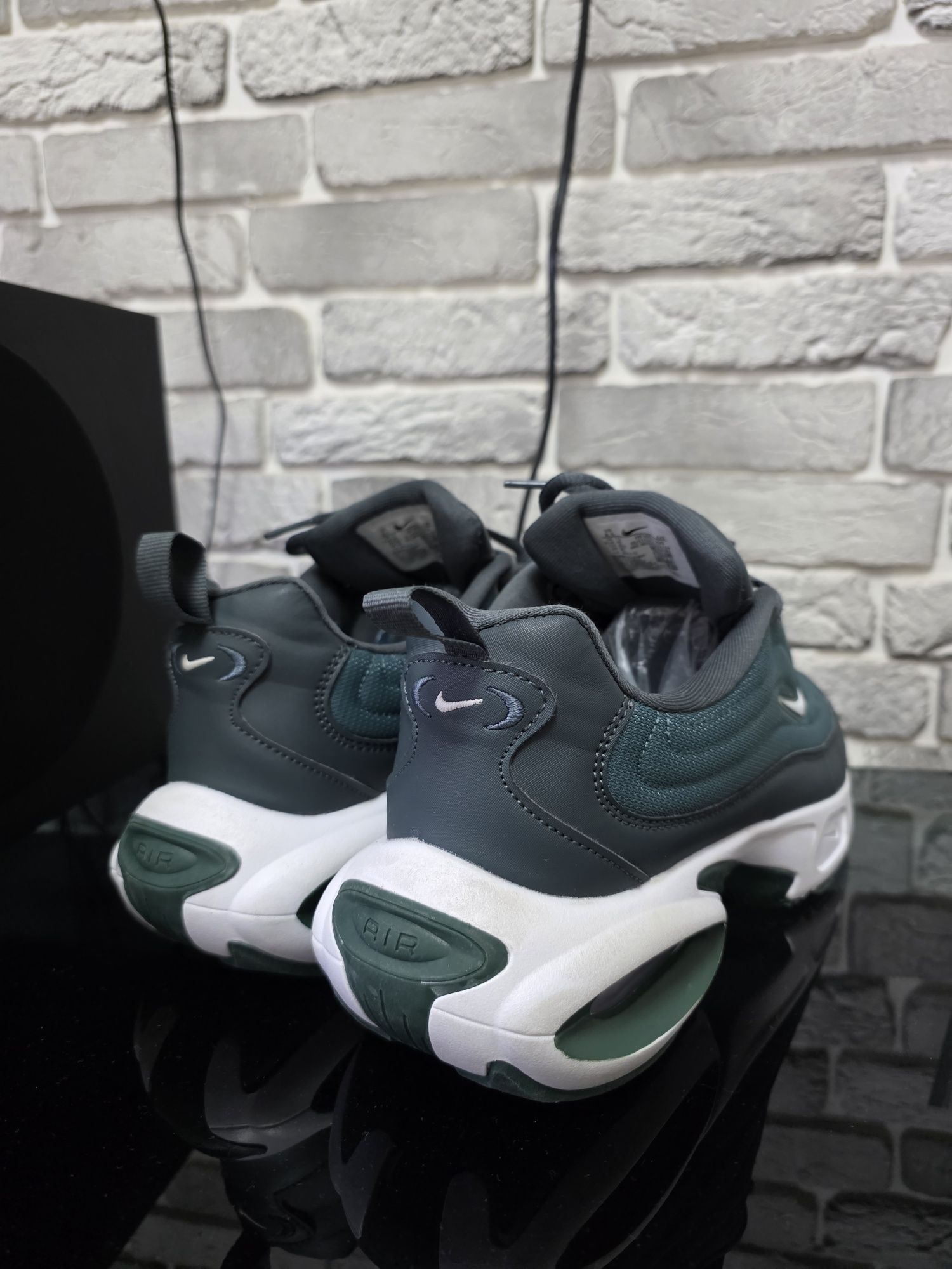 Оригинальные кроссы Nike