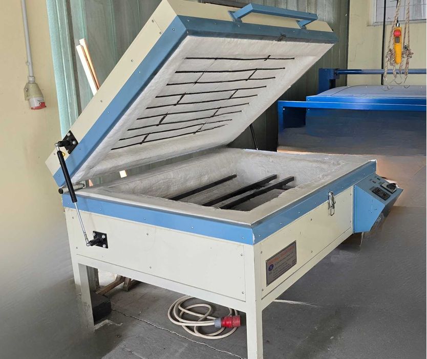 Cuptor de bombat si curbat sticla