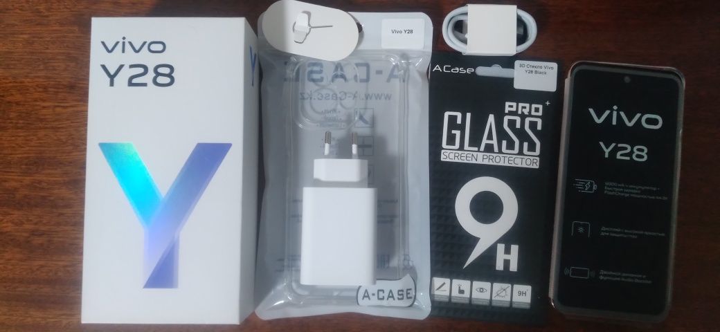 Продам новый смартфон, подарили