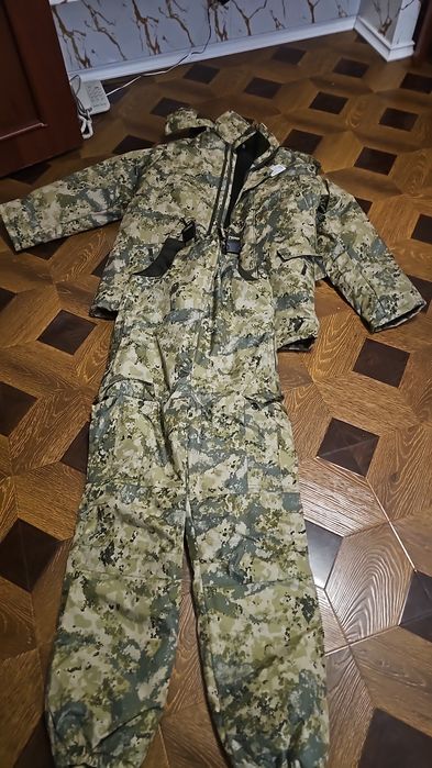 Продам бушлат новый