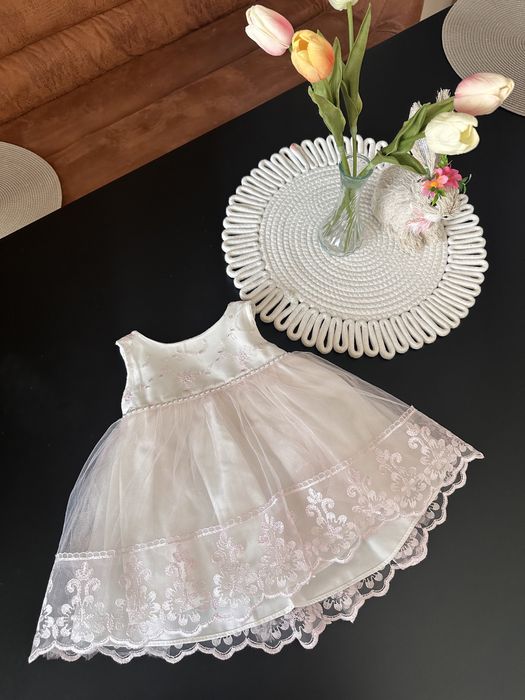 Официлна рокля за повод 9-12м.