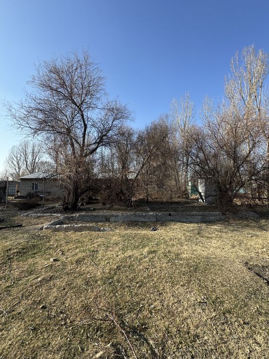 8 соток жер сатылады