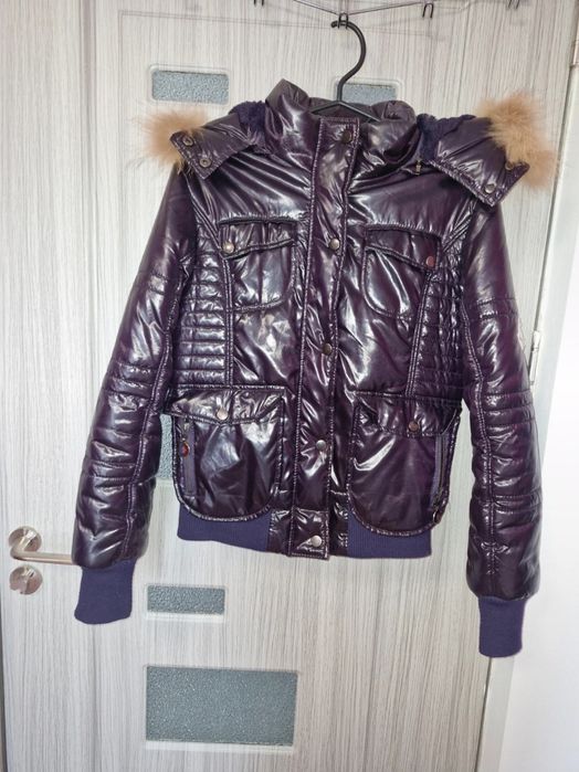 Geaca lucioasă Moncler