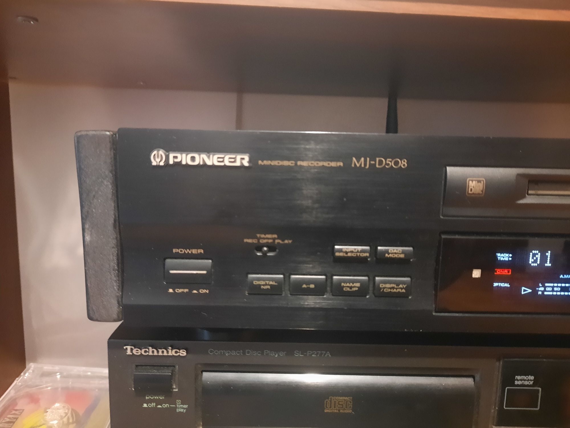 Pioneer MJ-D 508 minidisc recorder