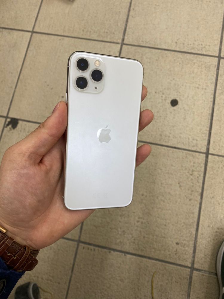 Iphone 11 pro торг минимальный