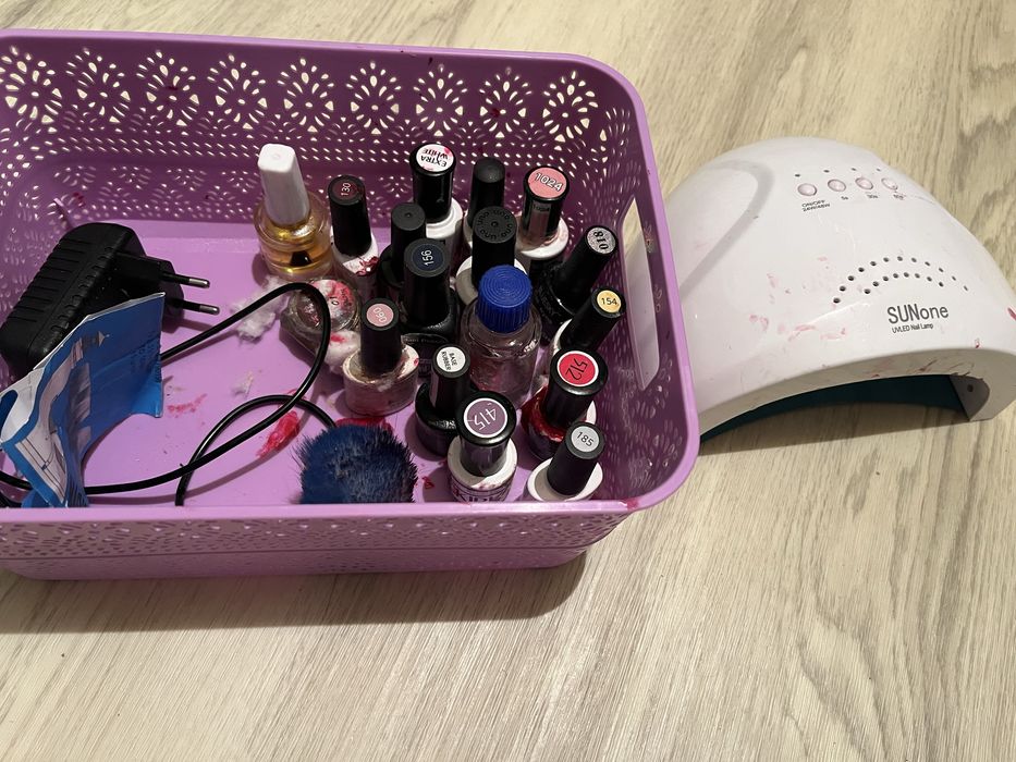 Продам все для маникюра
