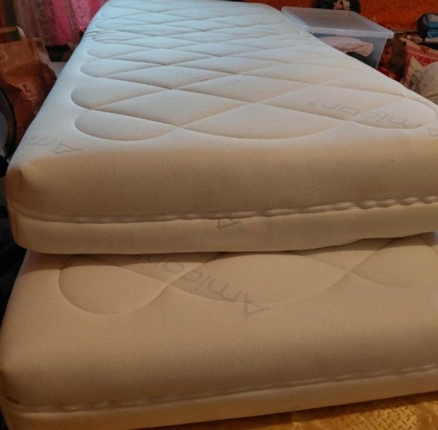 Două saltele 90x200