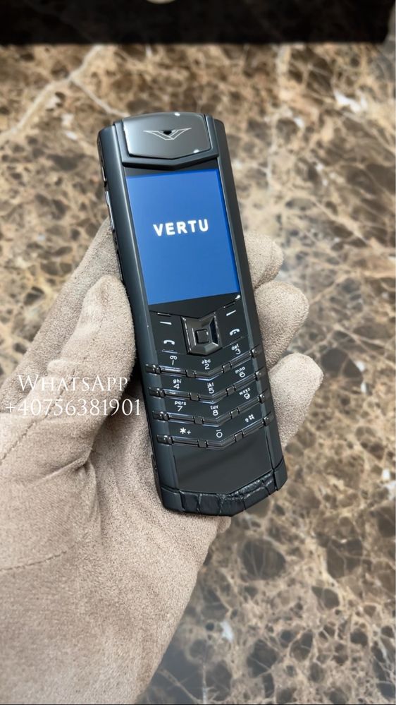 Vertu Signature S - Pure Black, Piele Aligator, Garanție, Absolut nou!