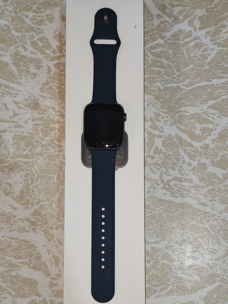 Apple watch 5 series