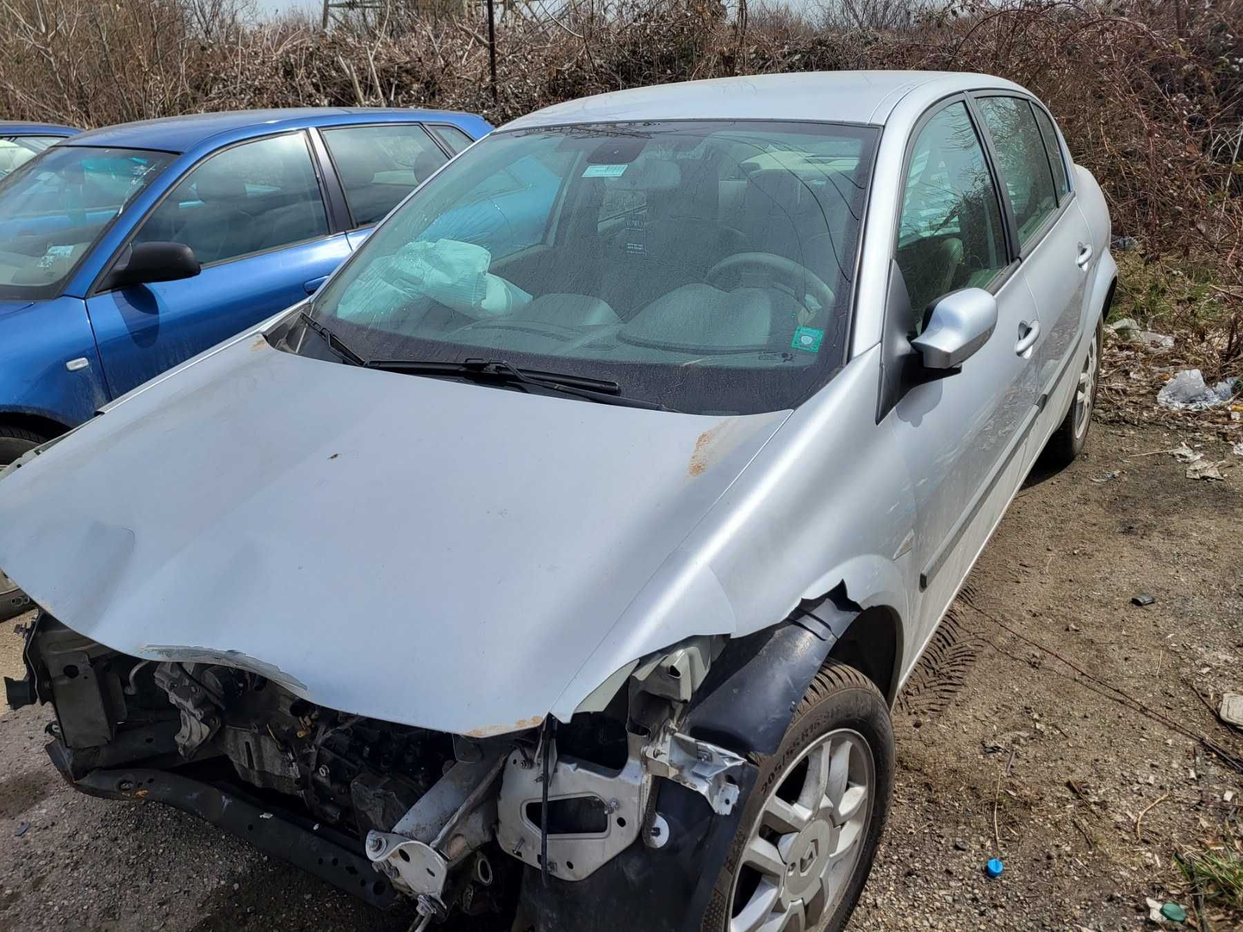 За части Renault Megane 1.6 16 V