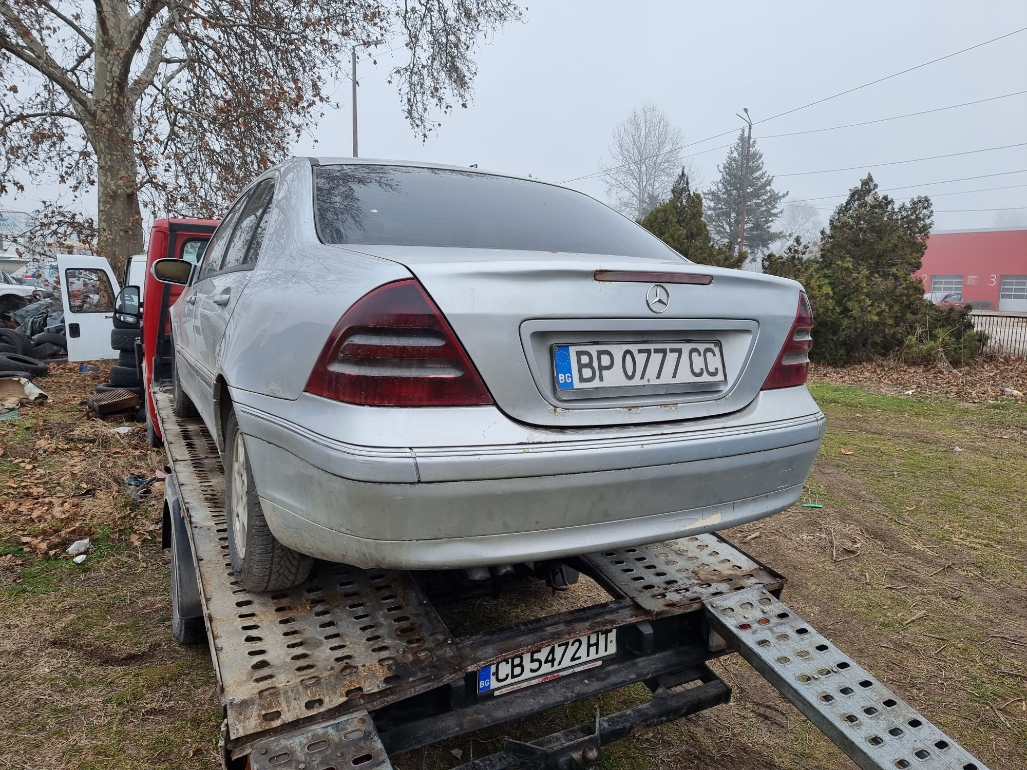 Мерцедес C220 CDI  дизел автоматик 2001 г само на части