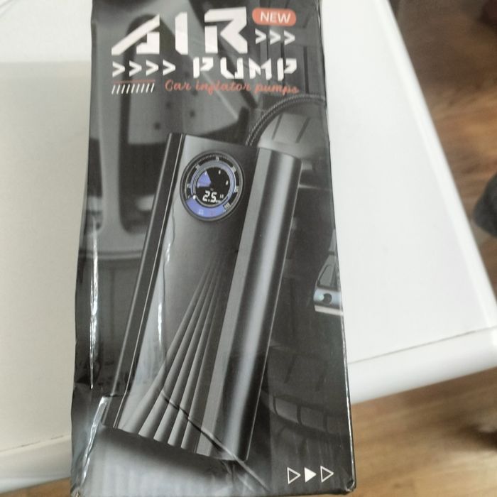 Автокомпрессор для прокачки шин