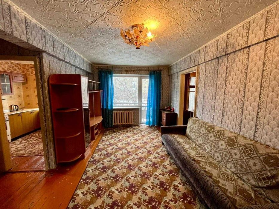 Продам 2-х комн квартиру в Сортировке, по горячей цене!!! Средний этаж