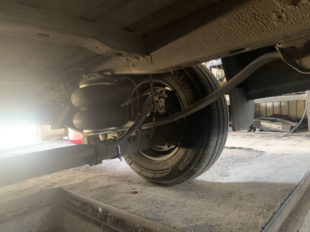Perne de aer pentru Sprinter Iveco Daily Crafter Ford Fiat Caddy