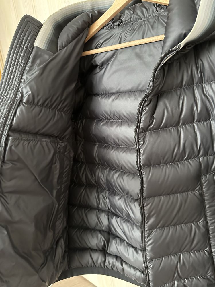 Geaca Moncler marimea M