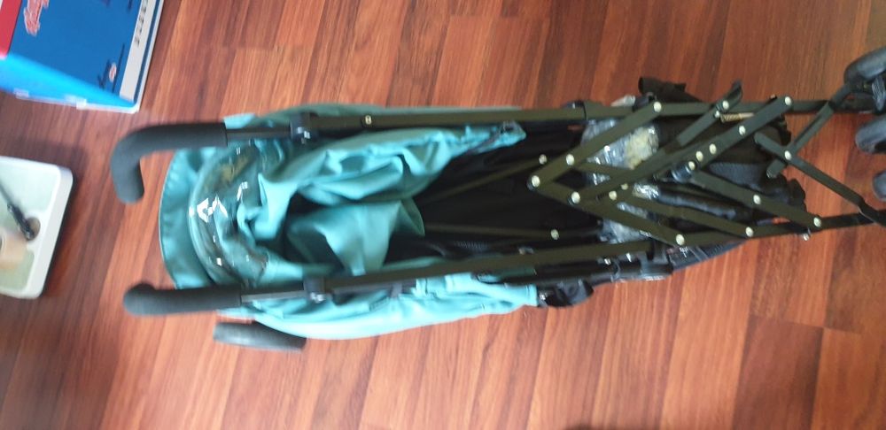 Cărucior pentru copii