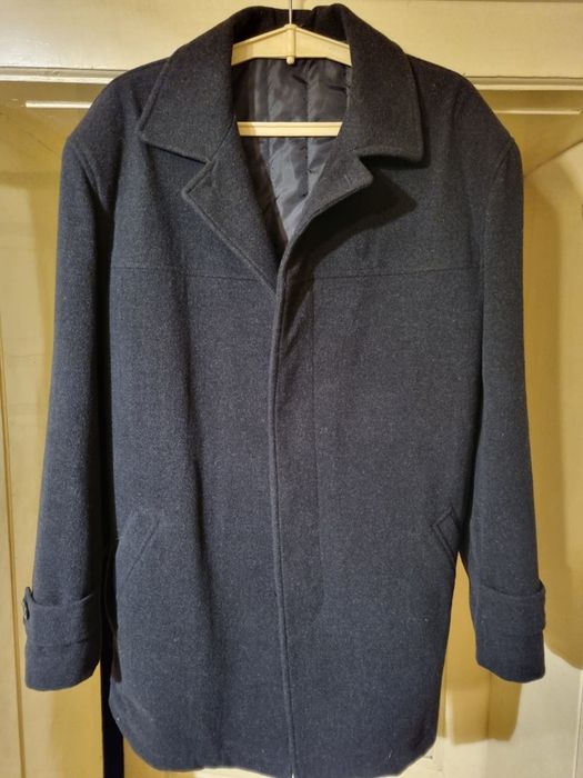 Vand palton negru nr 58