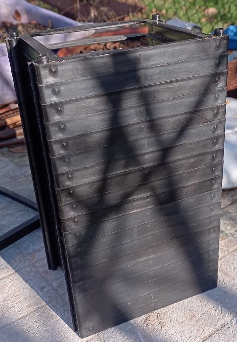 Стойка / поставка за дискове - разглобяема - за 20 броя