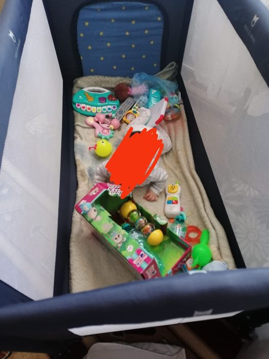 Vând țarc de joacă pentru copii