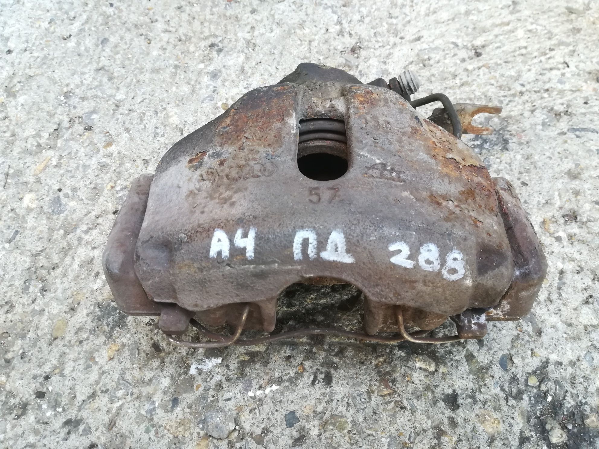 Audi A4 B6 B7 Ауди А4 Б6 Б7 Пасат 288мм предни спирачни апарати апарат