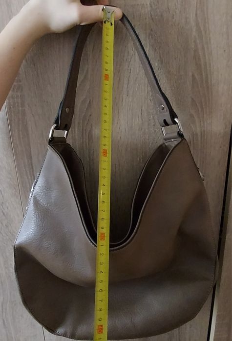 Нова дамска чанта тип торба