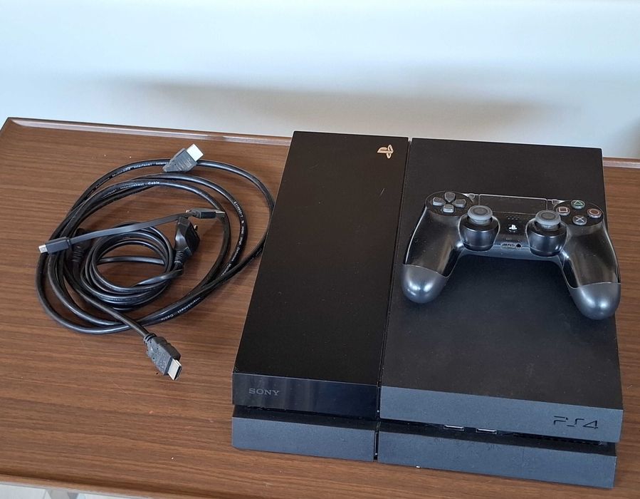 Consola SONY PlayStation 4 PS4 spatiu stocare 1 TB + 1 controller